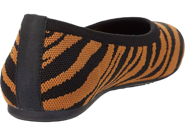 Women's SoftWalk Sonora Knit Ballet Flat - Size: 11, Black