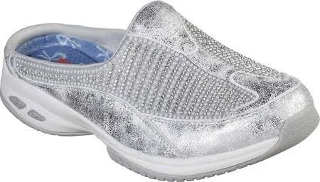 Skechers Women's Relaxed Fit Commute Time Happy as A Clam Clog - Silver