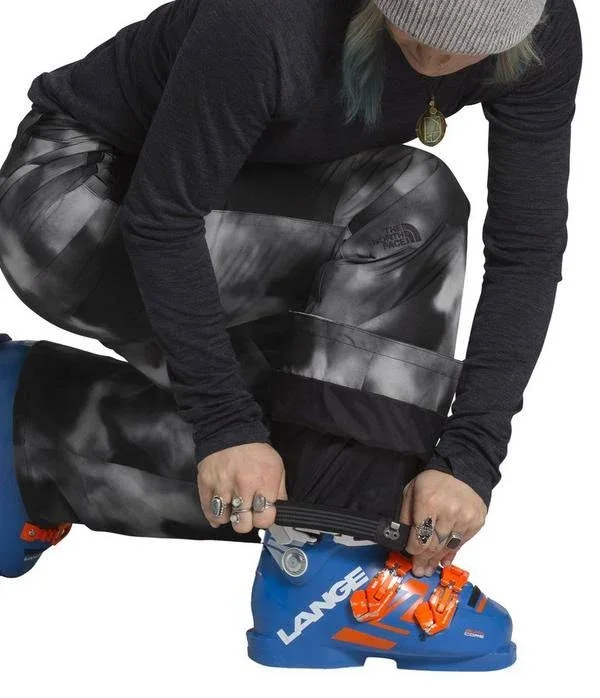 Women's The North Face Sally Pants 2021 - Large Black
