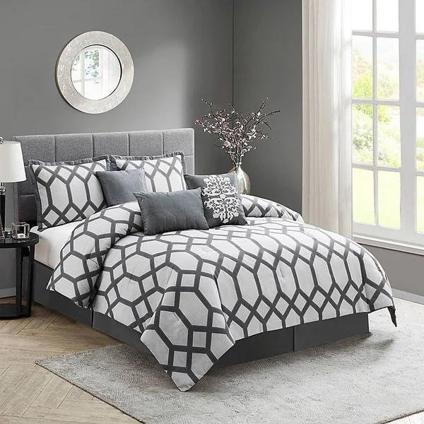 Nanshing Nadia 7-Piece Comforter Set - Size: Queen