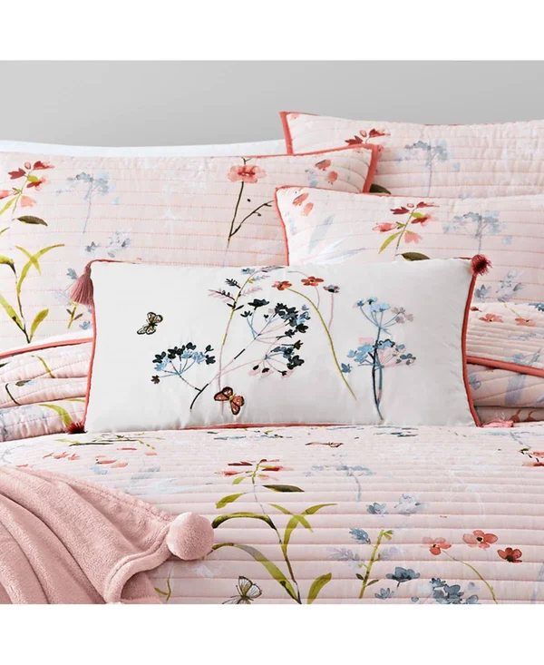 J by J Queen New York Rose Beatrice Rose Pillow