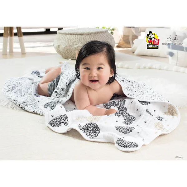 Aden + Anais Mickey&s 90th Classic Dream Blanket