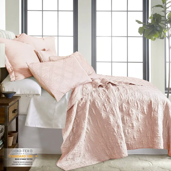 Levtex Home Washed Linen King Quilt in Blush