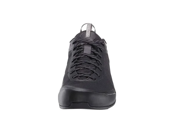 Arc&teryx Konseal LT Shoe Women's (Black/Black, 9)