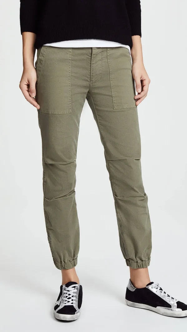 NILI LOTAN Cropped Military Pant in Camo - Green. Size 8 (also in 6).