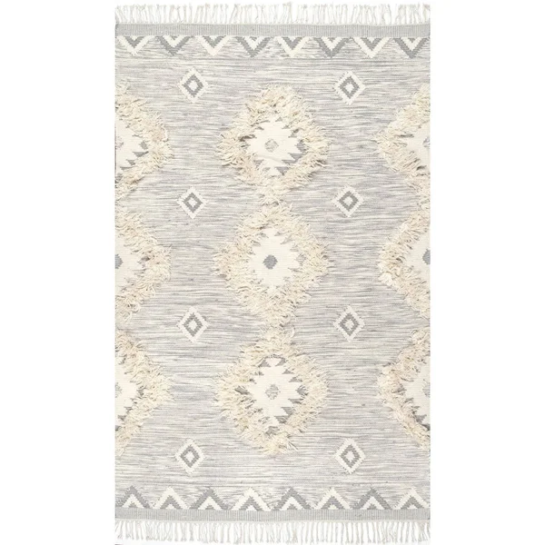 nuLOOM Savannah Moroccan Fringe Light Gray 5 ft. x 8 ft. Area Rug