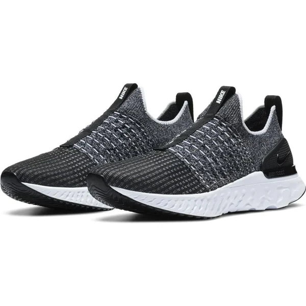 Nike Men's React Phantom Run Flyknit 2 Running Shoes - Black
