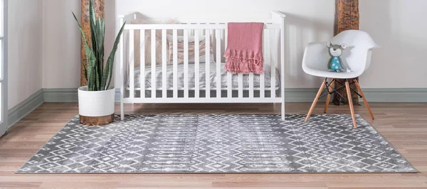 Rugs.com Geometric Kasbah Trellis Collection Rug 7& x 10& Gray Low Pile Rug PE