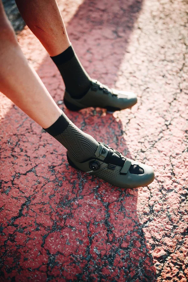 Van Rysel Men's 520 - Road Cycling Shoes, US 12 in Black