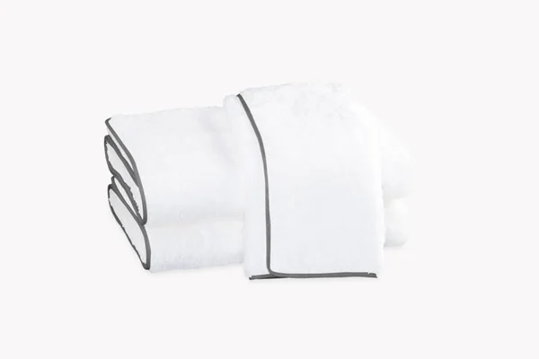 Matouk Cairo Bath Towel - White/Smoke