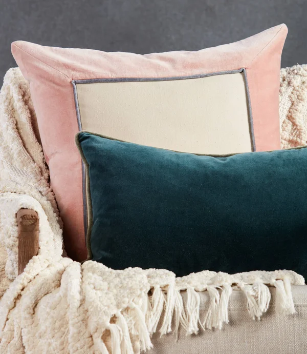 Jaipur Living Lyla Emerson Teal Pillow - Teal, 13x22 x 21x22, Polyester