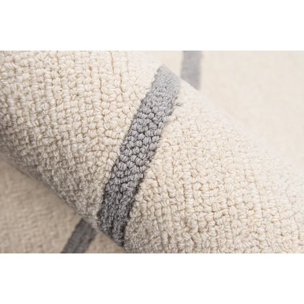 Momeni Newport Rug Ivory 2& x 3&