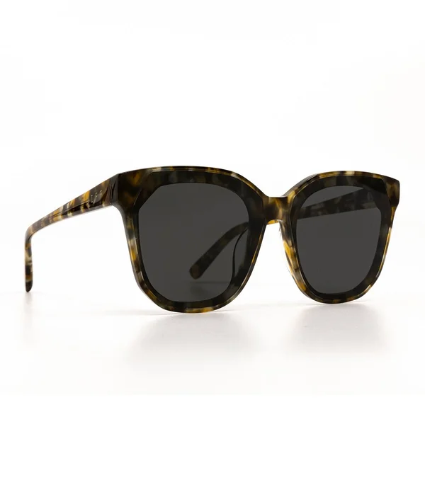 DIFF Eyewear Gia Oversized Square Sunglasses - Womens, Black