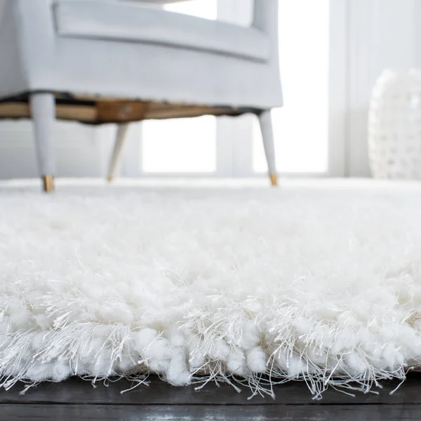 Safavieh Handmade Shag Feriha Shag 1.5-inch Thick Rug - 2&3x22 x 8& Runner - Ivory