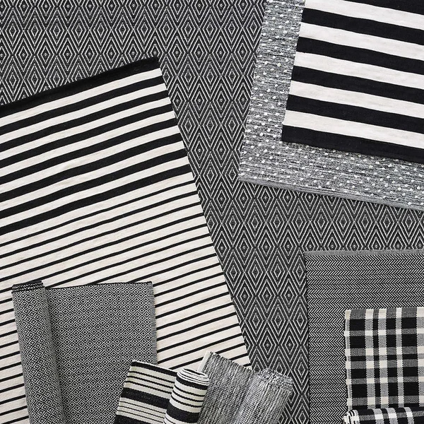 Dash Albert Port Stripe Black Indoor/Outdoor Rug 3x5