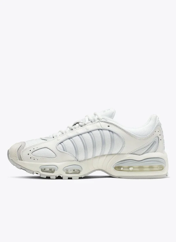 Nike, Men Air Max Tailwind IV Sneakers White 7.5