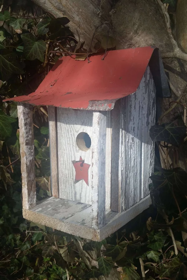 Home Bazaar Beavertown Bird Shack, White