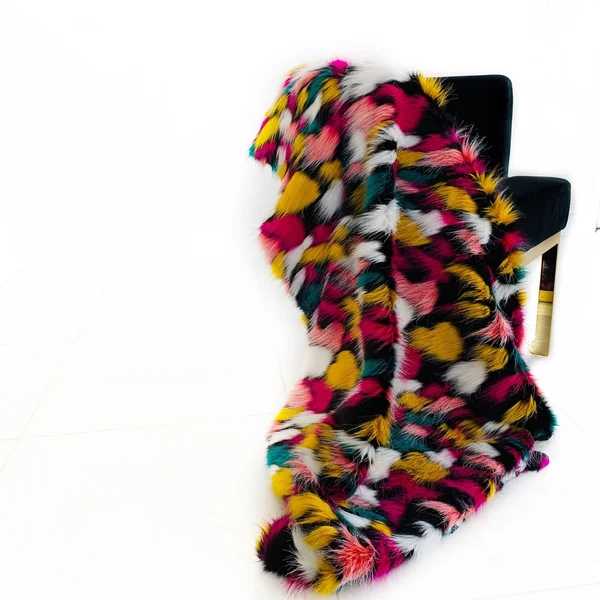 Plutus Purple, Yellow, Black Amazonian Bird Faux Fur Luxury Throw Blanket - Throw 60W x 72L