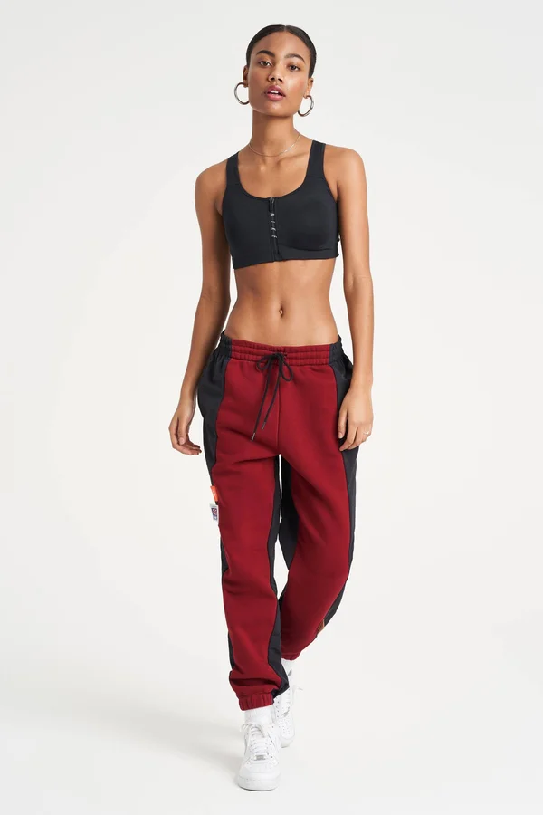 Nike Shape Women's High-Support Front-Zip Sports Bra
