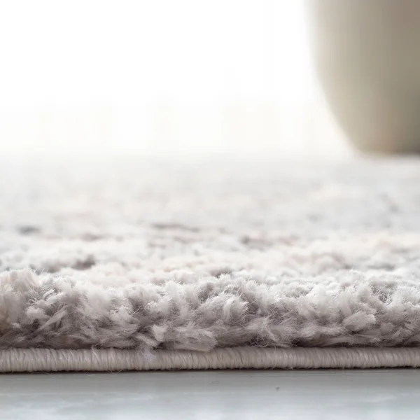 Safavieh Berber Shag Rug Collection BER213G - Grey - Cream - 8& x 8& Round