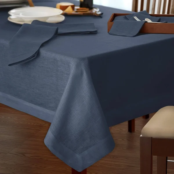 Villeroy & Boch La Classica Linen Fabric Tablecloth 70x22 x 126x22 Oblong, Indigo