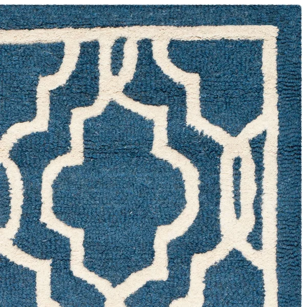 Safavieh Cambridge Silver/Ivory 2 ft. 6 in. x 8 ft. Rug Runner