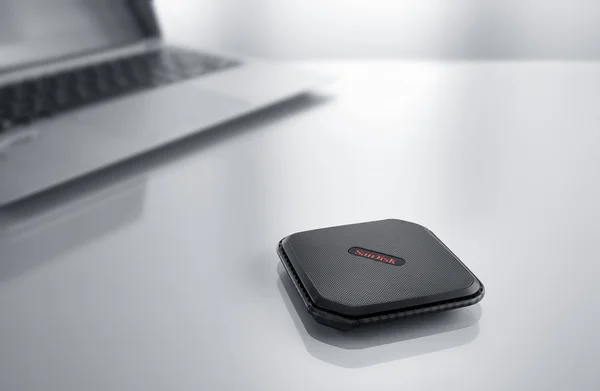 SanDisk Extreme 1 TB External SSD - 500 Portable - USB 3.0