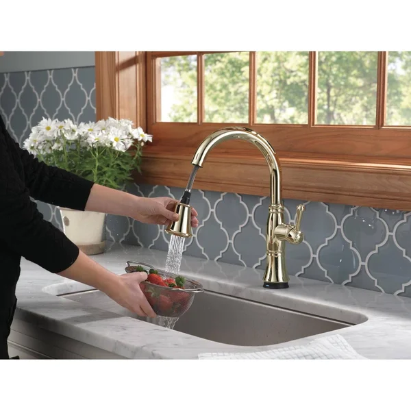 Delta Cassidy Touch Single-Handle Pull-Down Sprayer Kitchen Faucet in Lumicoat Polished Nickel